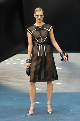 Look 64